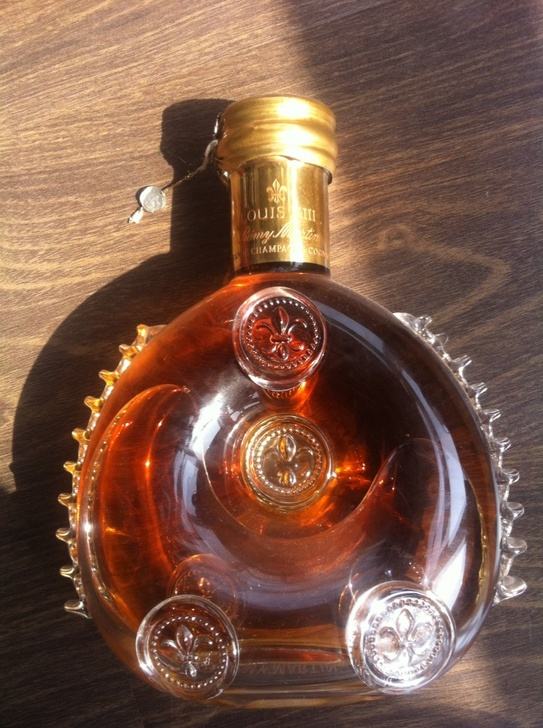 广州回收路易十三洋酒少酒了多少钱